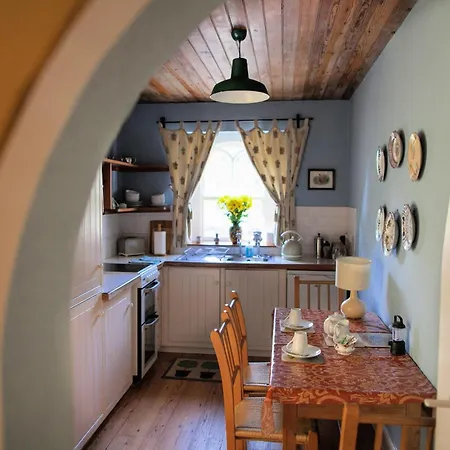 Anne's Grove Miniature Castle